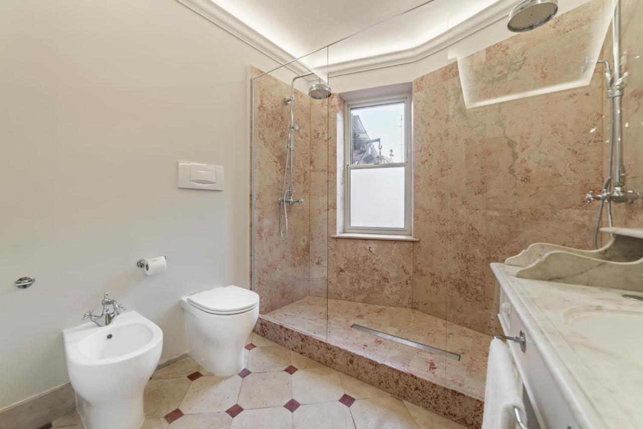 Bmga L Viapaola43 Palace Luxury Penthouse 2Bdr 로마 외부 사진